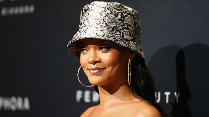 rihanna cappello animalier